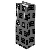 Modern Zakelijk Logo voor Bedrijven in Grijs Wijn Cadeautas (Voorkant Gekanteld)