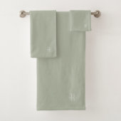 Modern zilveren salie monogram bad handdoek (Insitu)