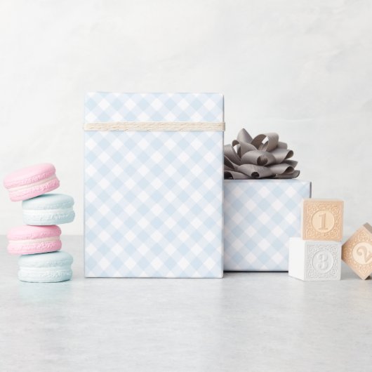 Modern + Zoet Licht Blauw Gingham Cadeaupapier (Baby Shower)