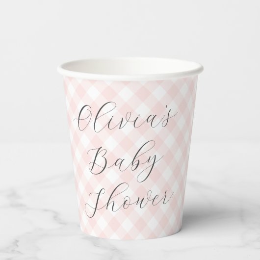 Modern + Zoet Licht Roze Gingham Baby shower Papieren Bekers (Achterkant)