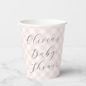 Modern + Zoet Licht Roze Gingham Baby shower Papieren Bekers (Voorkant)