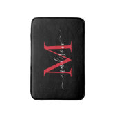 Modern zwart bordeauxrood monogram script elegant badmat (Voorkant Verticaal)