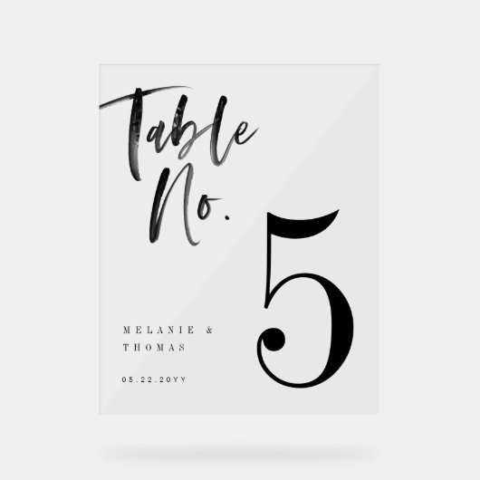 Modern Zwart Borstel Script Bruiloft Tafelnummer Acryl Bord (Voorkant)