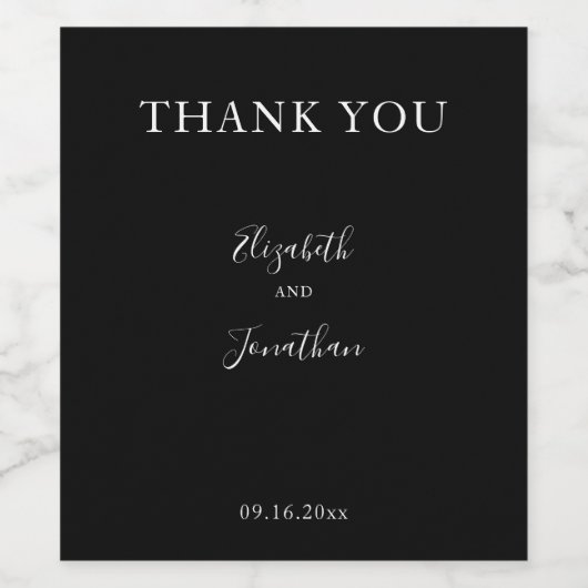 Modern zwart bruiloft minimalistisch chique script wijn etiket (Enkel label)