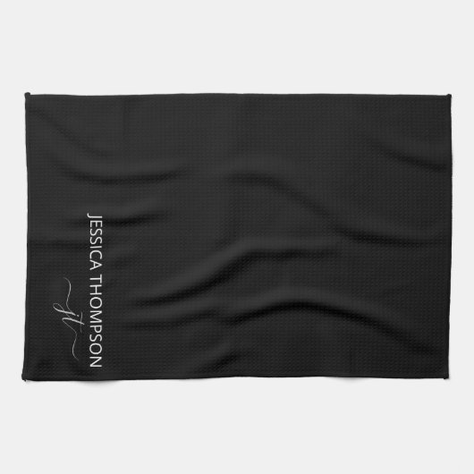 Modern zwart, eenvoudig script, meisjesmonogram  theedoek (Horizontaal)