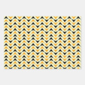 Modern zwart en geel geometrisch driehoekpatroon inpakpapier vel (Voorkant)