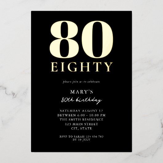 Modern Zwart en Goud Elegant 80ste Verjaardag Folie Uitnodiging (Voorkant)