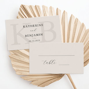 Modern zwart en ivoor monogram minimalistische bru plaatskaartje