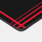 Modern zwart en rood monogram bureaumat (Hoek)