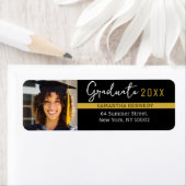 Modern Zwart & Goud Klasse van 2025 Afstudeerder P Etiket (Insitu)