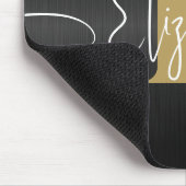 Modern Zwart Goud Monogrammed Girly Elegant Script Muismat (Hoek)