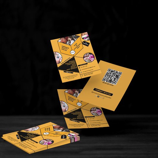 Modern Zwart Gouden Geel Custom Beauty Salon Spa Flyer