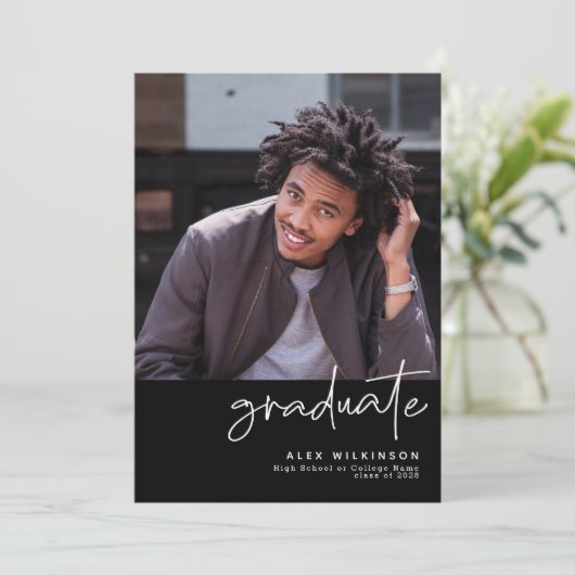 Modern Zwart Leuk Script Eenvoudig 4 Foto Afstuder Kaart (Staand voorkant)