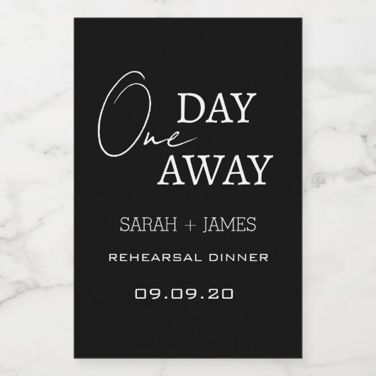 Modern zwart op een dag weg repetitie diner mini wijn etiket (Enkel label)