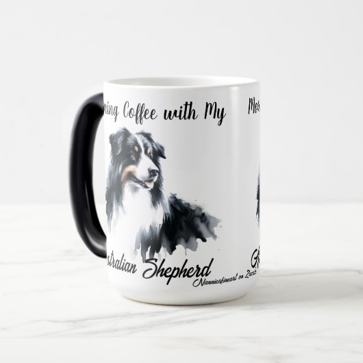 Modern zwart op witte koffie Australian Shepherd Magische Mok (Voorkant links)