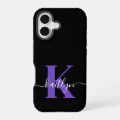 Modern zwart-Paarse scriptmonogram iPhone 16 Hoesje (Achterkant)
