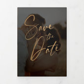 Modern zwart Save The Date Fototypografie Drieluik Uitnodiging (Cover)