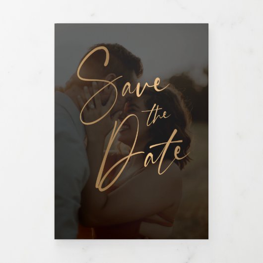 Modern zwart Save The Date Fototypografie Drieluik Uitnodiging (Cover)