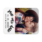 Modern Zwart Script Foto Bruiloft Save Our Date Magneet (Horizontaal)