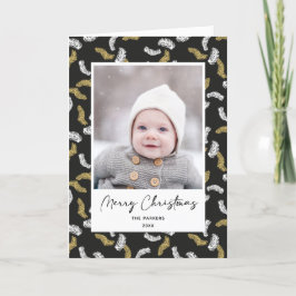 Modern zwart script Gold Pine Mistletoe Kerstmis Feestdagen Kaart