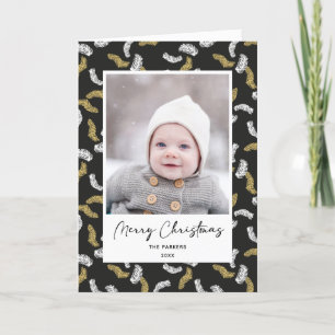 Modern zwart script Gold Pine Mistletoe Kerstmis Feestdagen Kaart