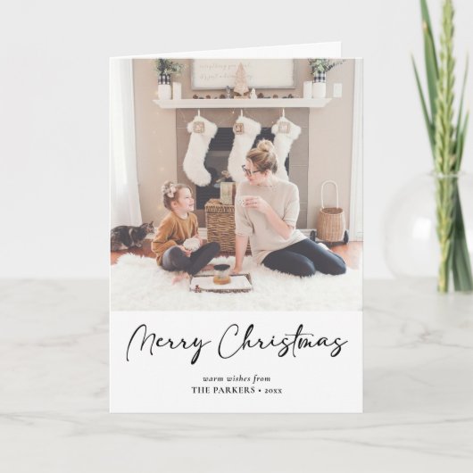 Modern zwart script op beige minimalistische foto feestdagen kaart (Voorkant)