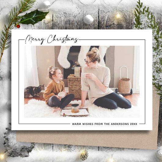 Modern zwart script op beige minimalistische foto feestdagenkaart