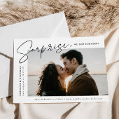 Modern Zwart Script Surprise Photo Verloving Aankondiging