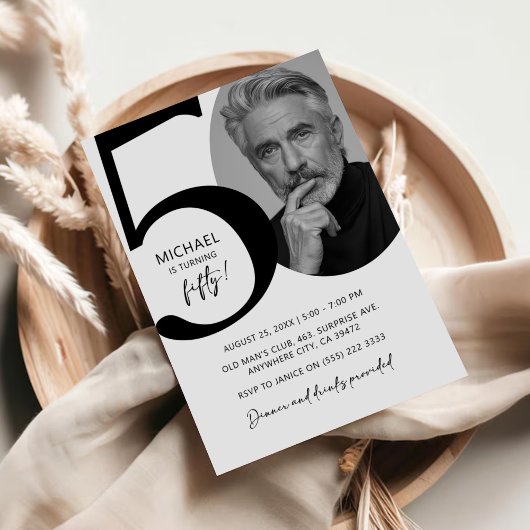 Modern zwart-wit 50e foto verjaardagsfeestje kaart