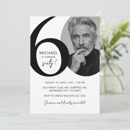 Modern zwart-wit 60e foto verjaardagsfeestje kaart (Staand voorkant)