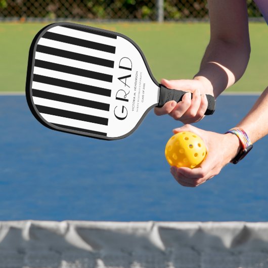 Modern zwart wit Afstuderen cadeau Pickleball Paddle (Insitu)