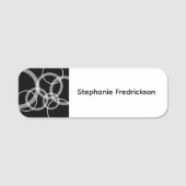 Modern zwart-wit badge met overlappende cirkels (Voorkant)