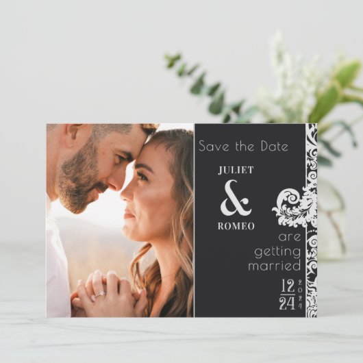 Modern Zwart-wit Bloemen Damast Save The Date Kaart (Staand voorkant)
