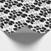 Modern zwart wit bloemmotief inpakpapier (Hoek)