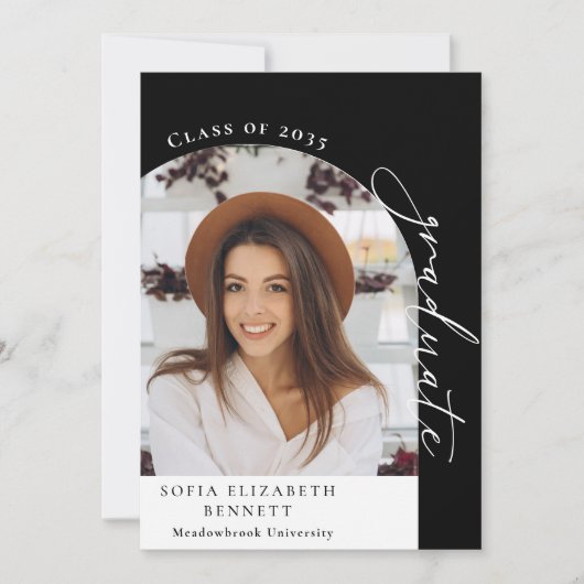 Modern Zwart Wit Boog Foto Afstuderen Aankondiging (Voorkant)