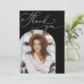 Modern Zwart Wit Boog Foto Afstuderen Bedankkaart (Staand voorkant)