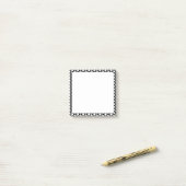 Modern zwart-wit cirkelroosterpatroon post-it® notes (Op bureau)