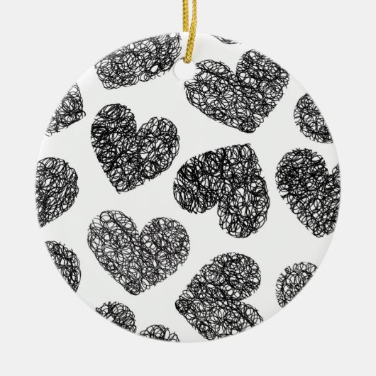 Modern zwart-wit Doodle Hearts Pattern Keramisch Ornament (Voorkant)
