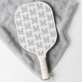Modern zwart-wit eenvoudig monogrammotief pickleball paddle