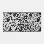 Modern Zwart-wit Elegant Bloemen Bruidsmeisje Bureaumat (Voorkant)
