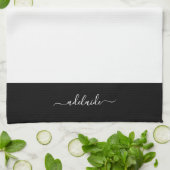 Modern zwart-wit Elegant Script Name Monogram Theedoek (Gevouwen)