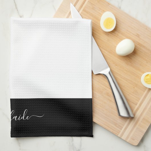 Modern zwart-wit Elegant Script Name Monogram Theedoek (Quarter Fold)