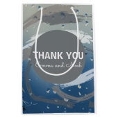 Modern zwart, wit en grijs penseelstreek Dank u Medium Cadeauzakje (Voorkant)