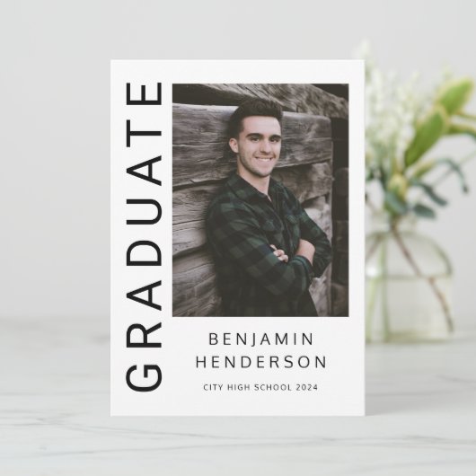 Modern zwart-wit foto Afstuderen Aankondiging (Staand voorkant)