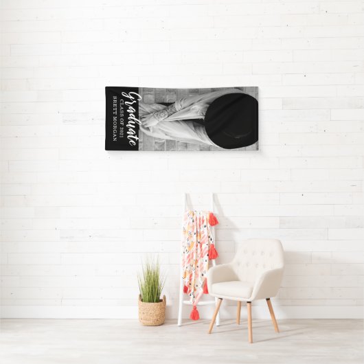 Modern Zwart Wit Foto Afstuderen Aankondiging Spandoek (Insitu)