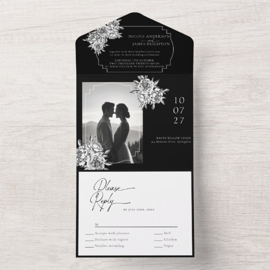 Modern zwart-wit foto kalligrafie script all in one uitnodiging (Binnen)