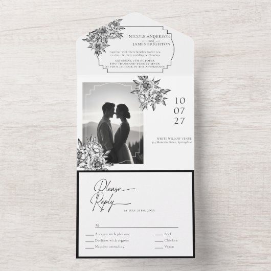 Modern zwart-wit foto kalligrafie script all in one uitnodiging (Binnen)