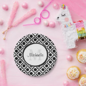 Modern zwart-wit geometrisch monogram en naam papieren bordje (Feest)