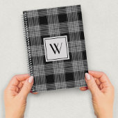 Modern zwart-wit geruit monogram notitieboek