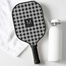 Modern zwart-wit geruit monogram vastgesteld pickleball paddle